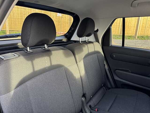 Hyundai INSTER 85kW 02 49kWh 5dr Auto Black