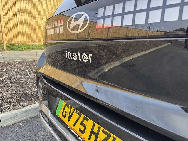 Hyundai INSTER 85kW 02 49kWh 5dr Auto Black