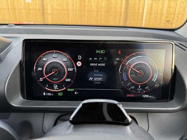 Hyundai INSTER 85kW 02 49kWh 5dr Auto Black