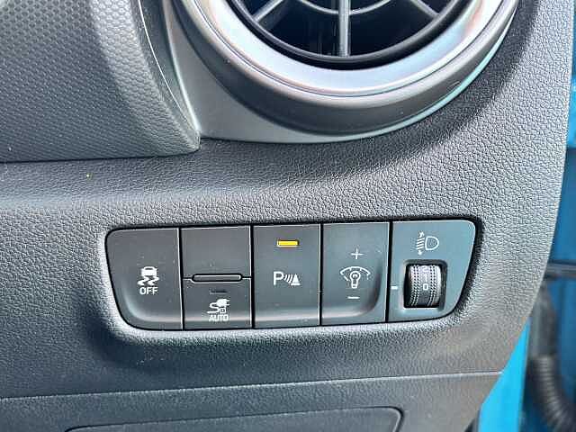 Hyundai KONA 150kW Premium 64kWh 5dr Auto