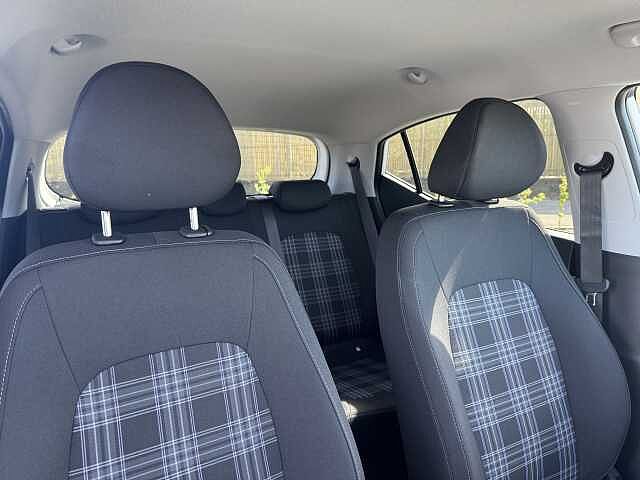 Hyundai I10 1.2 [79] Premium 5dr [Nav] White