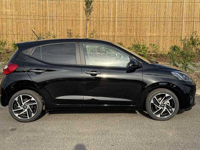 Hyundai i10 1.2 [79] Premium 5dr Auto [Nav]