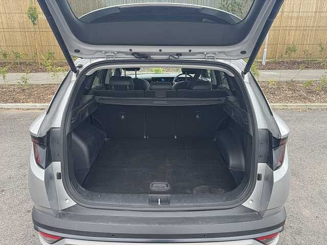 Hyundai TUCSON 1.6T Hybrid Ultimate 5dr Auto Silver