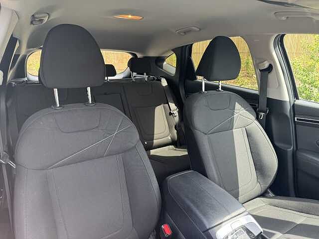 Hyundai TUCSON 1.6 TGDi 48V MHD SE Connect 5dr 2WD DCT